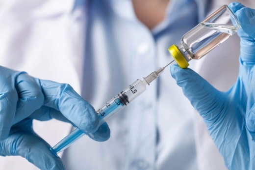 Вакцина від кору захищає від важкого перебігу коронавірусу – дослідження