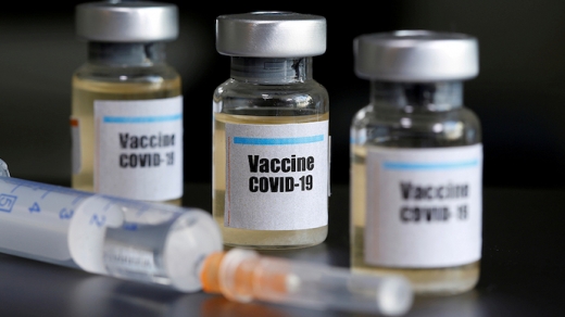 Вакцина від COVID-19 з’явиться в Україні щонайменше у травні