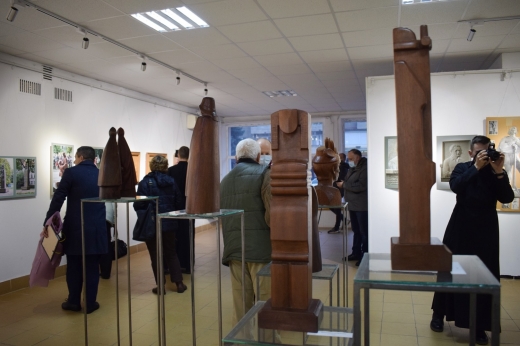 В Ужгороді відкрилась виставка відомого закарпатського скульптора