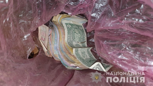 У Сваляві підлітки вкрали з магазину гроші, алкоголь та цигарки (ФОТО)