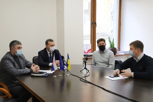 Керівники Ужгорода та Міхаловце обговорили впровадження грантового проєкту "Через мистецтво руйнуємо кордони"