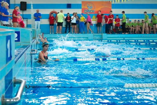 В Ужгороді проходить обласний чемпіонат із плавання