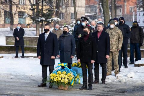 Пам'ять Героїв Небесної Сотні вшанували в Ужгороді (ФОТО)