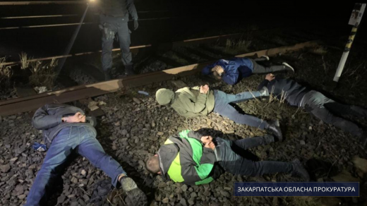 На незаконному привласненні дизпалива викрили працівників залізниці