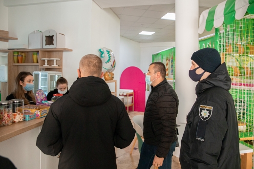 Як в Ужгороді тривають перевірки дотримання вимог карантину