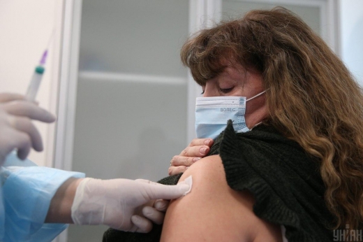 Україна видаватиме міжнародне свідоцтво про вакцинацію проти COVID-19