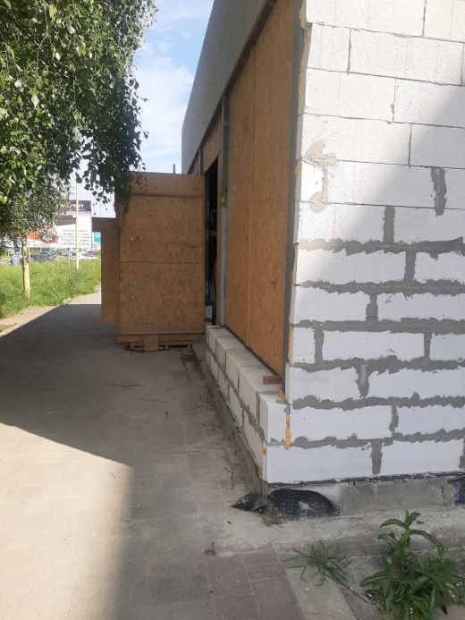 На вулиці Легоцького в Ужгороді виявили самовільне будівництво