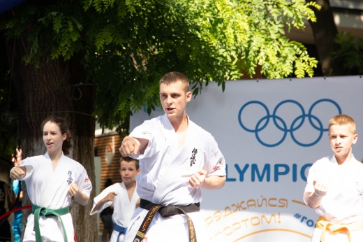 В Ужгороді відзначили Міжнародний Олімпійський день