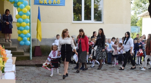113 школярів села Пацканьово зустріли новий навчальний рік у новому статусі