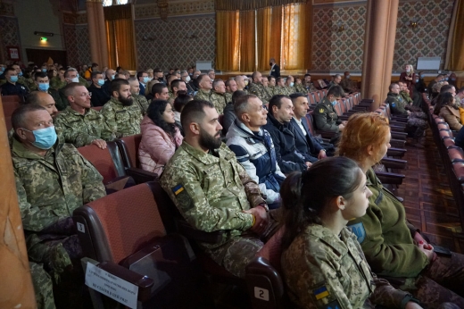 В Ужгороді відбулися урочистості з нагоди прийдешнього Дня захисника і захисниці України