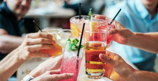 Названі 5 напоїв, від яких варто відмовитися після 40 років