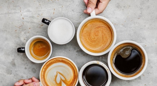Як кава впливає на наш організм і що буде, якщо пити понад 4 чашки на день: пояснення невролога