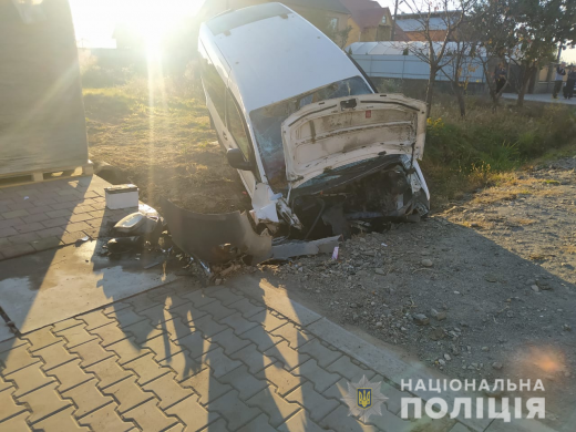 ДТП на Закарпатті: травмувався неповнолітній водій та троє пасажирів