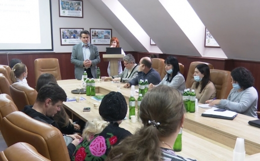 В Ужгороді відбувся круглий стіл лікарів-рентгенологів та сімейних лікарів: всі подробиці