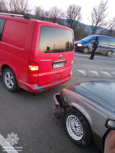 В Ужгороді нетверезий водій вчинив кілька ДТП і залишив місце події