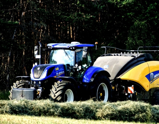 Трактори New Holland – чому це оптимальний вибір для аграріїв