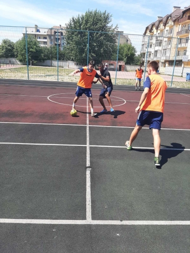 В Ужгороді відбувся футбольний турнір серед команд мікрорайонів