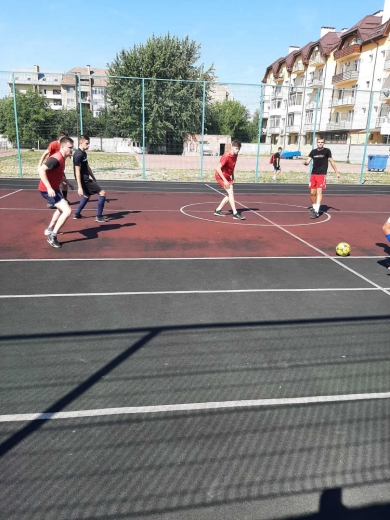 В Ужгороді відбувся футбольний турнір серед команд мікрорайонів