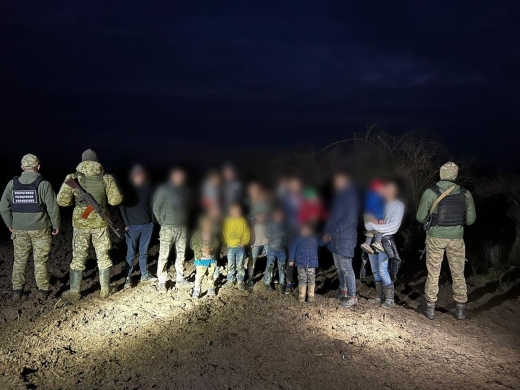 25 порушників кордону затримали на Закарпатті за добу