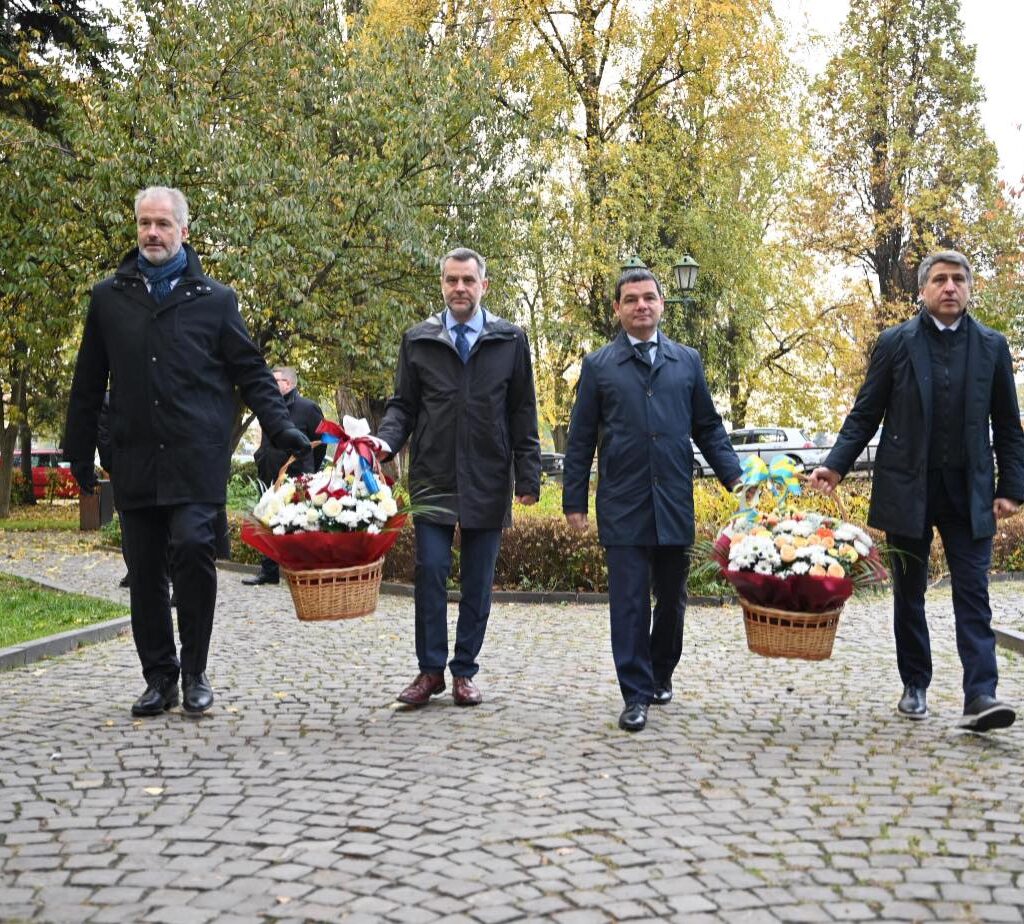 - Закарпатський Кореспондент