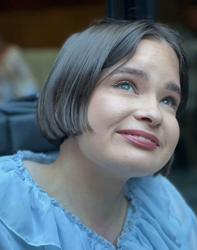 Марія Прохорова, інклюзія