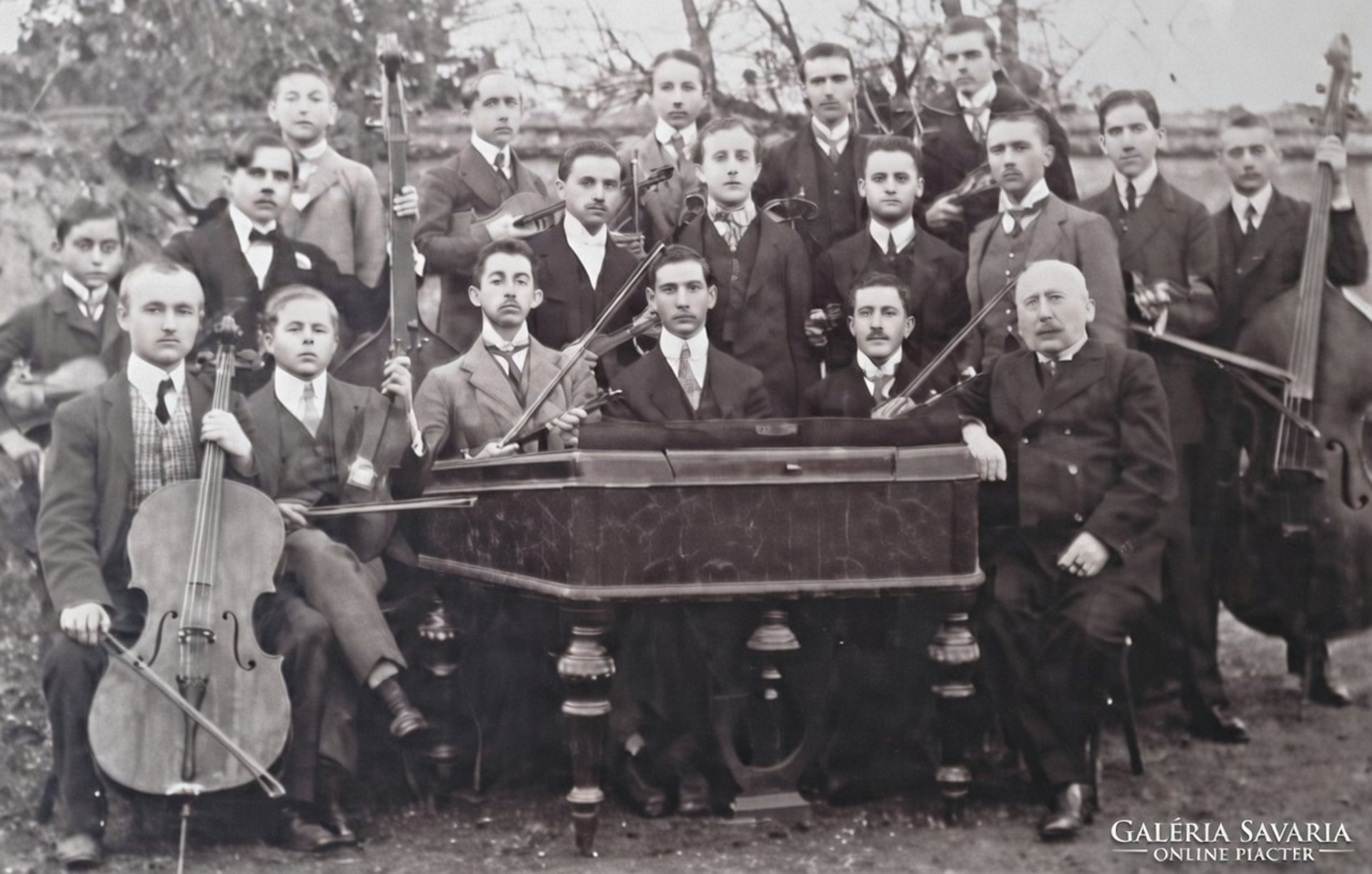 Оркестр Берегівської державної гімназії, 1911 р. Фото Локер І.Д.