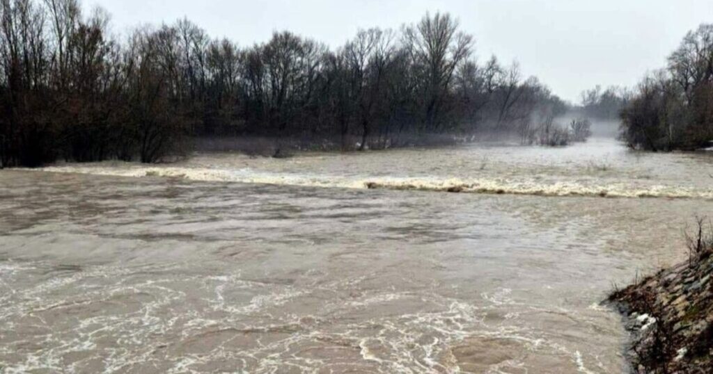 Небезпечне підняття рівня води в річці Боржава: що очікувати у прийдешні дні