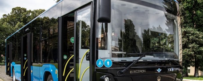 День Незалежності в Ужгороді: спільна молитва за державу та графік руху транспорту